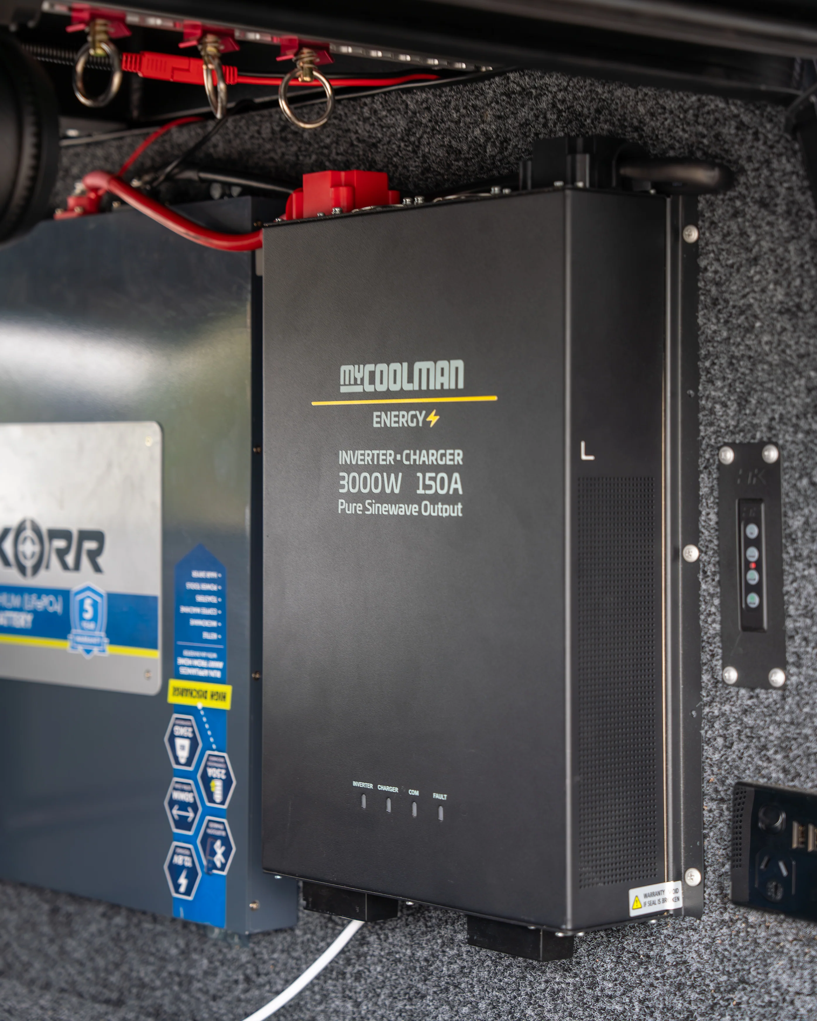 myCOOLMAN Energy Inverter Charger Pure Sinewave 3000W - Image 4