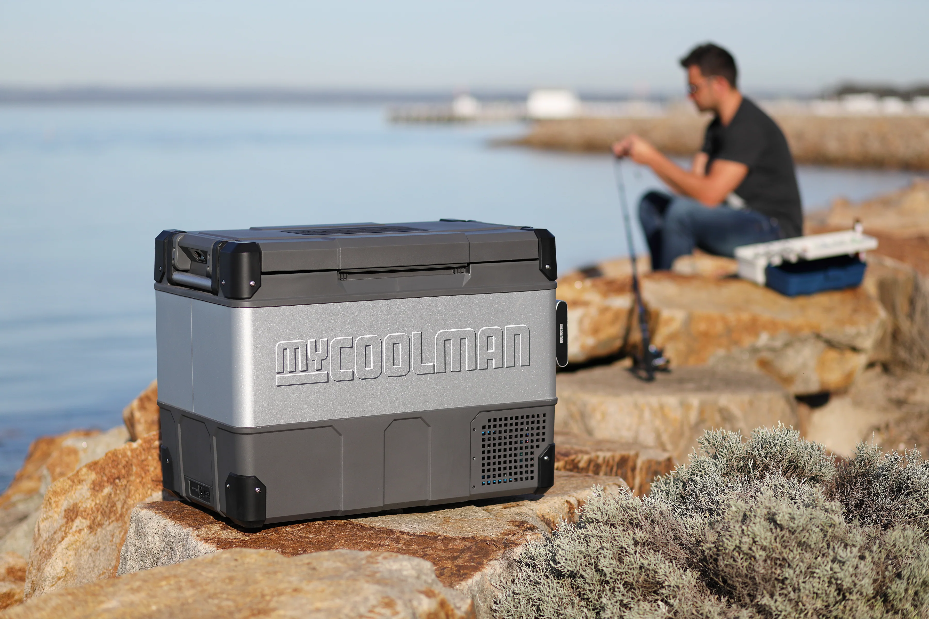 myCOOLMAN Dual Zone 69L Fridge & Freezer - Image 6